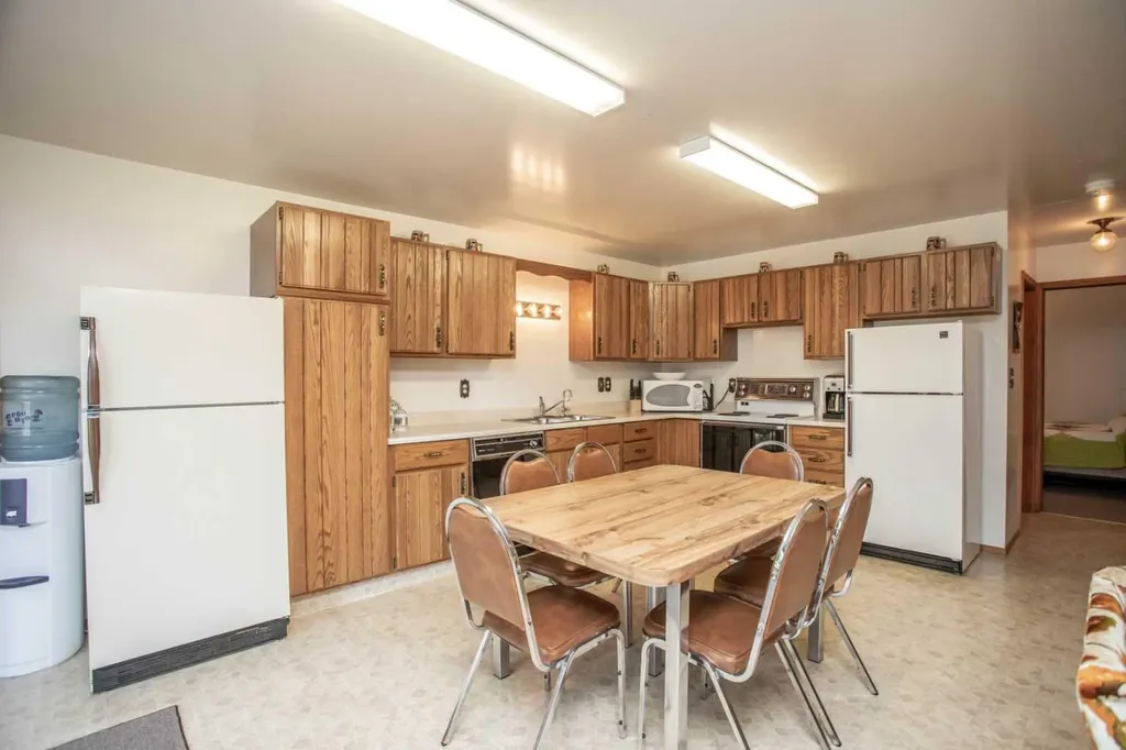 1 Sands Crescent Rochon Sands AB T0C 3B0