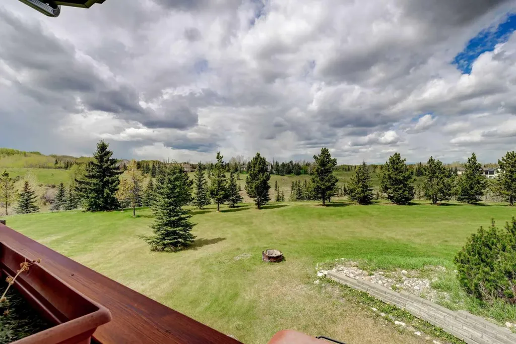 23 South Valley Boulevard Rural Rocky View County AB T3R 1H8