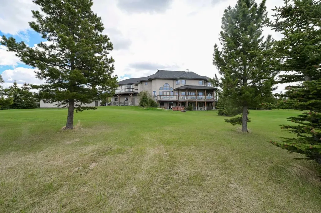 23 South Valley Boulevard Rural Rocky View County AB T3R 1H8