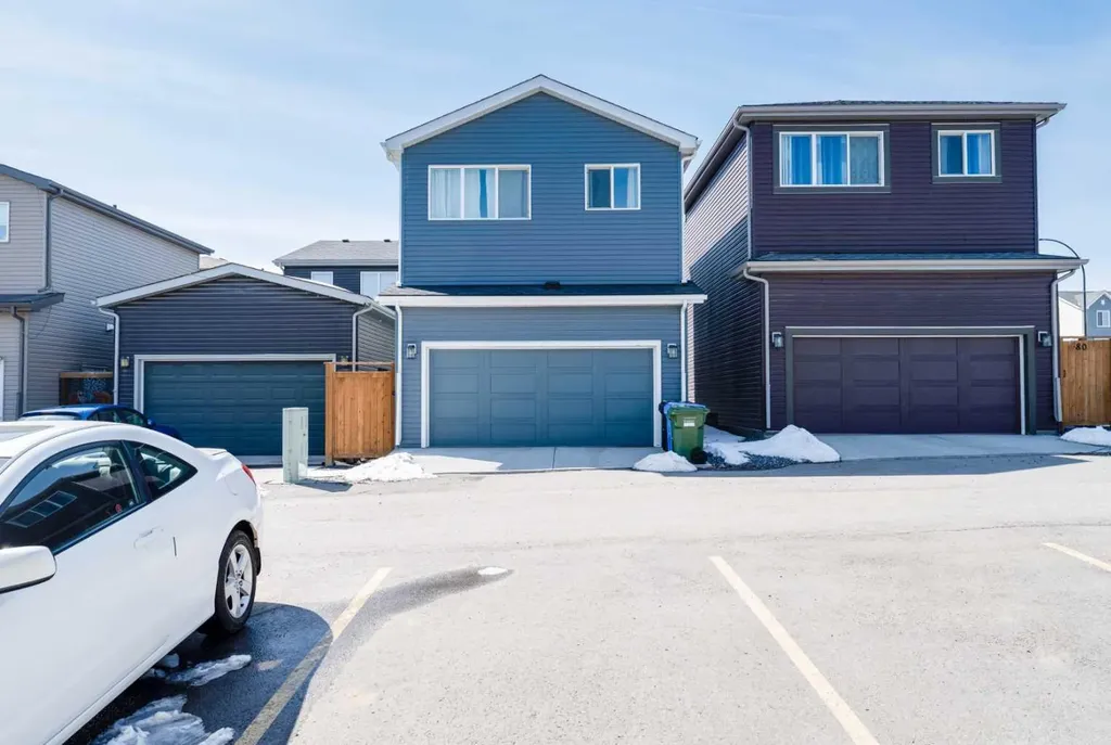 76 Lucas Boulevard NW Calgary AB T3P 1H9