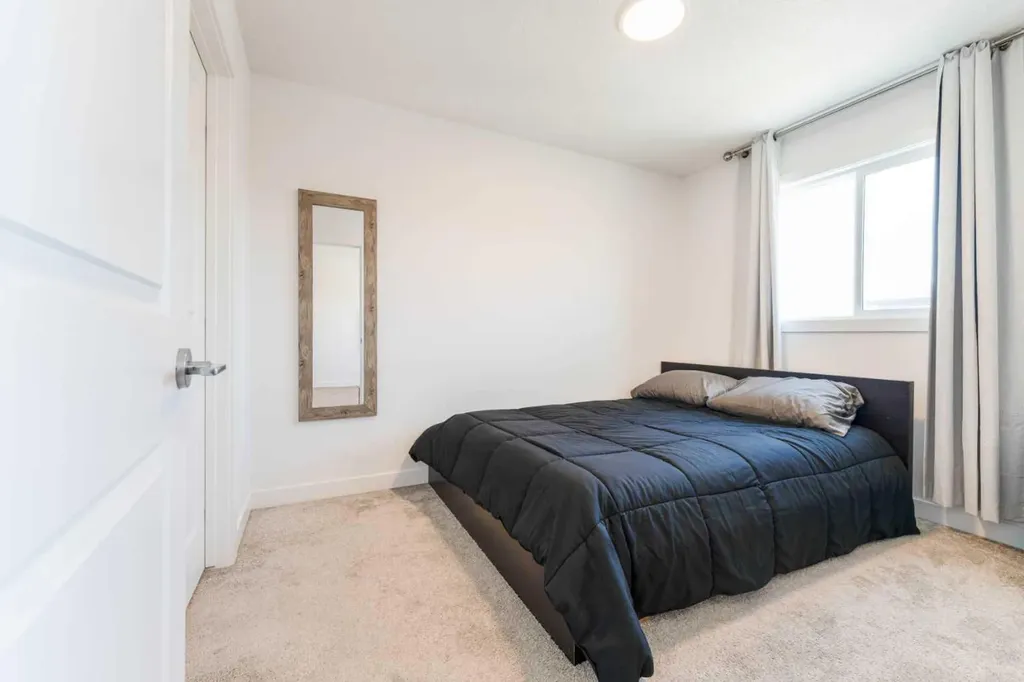 76 Lucas Boulevard NW Calgary AB T3P 1H9