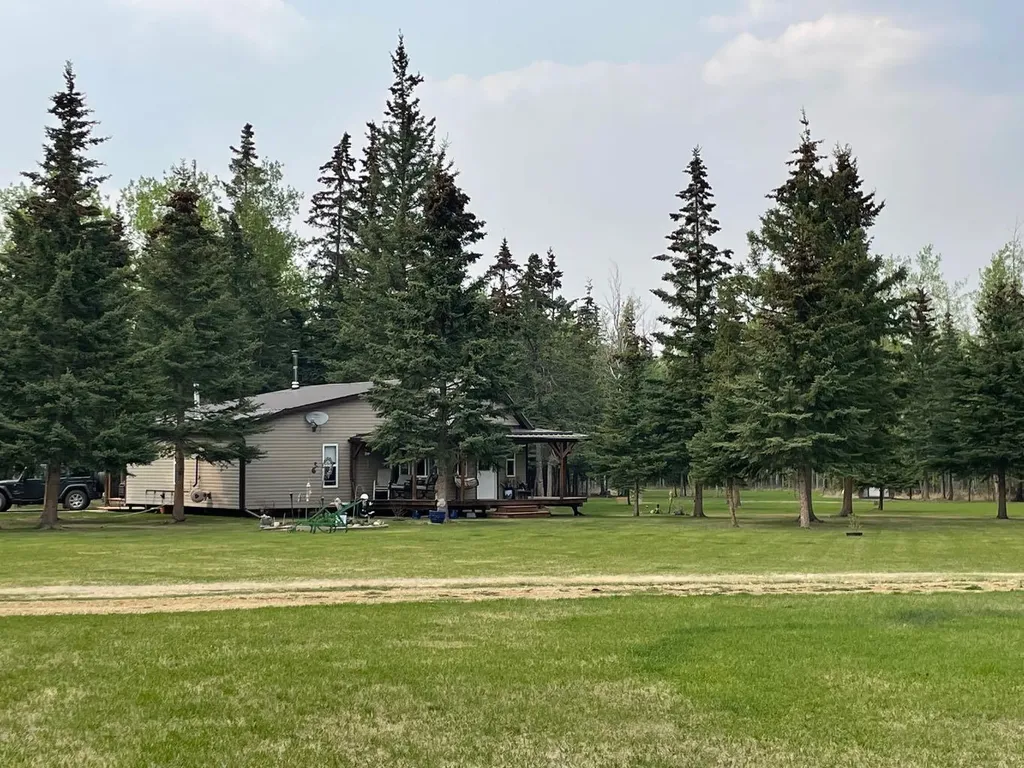 7923 Range Road 73 Rural Saddle Hills County AB T0H 3G0