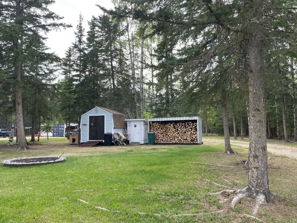7923 Range Road 73 Rural Saddle Hills County AB T0H 3G0