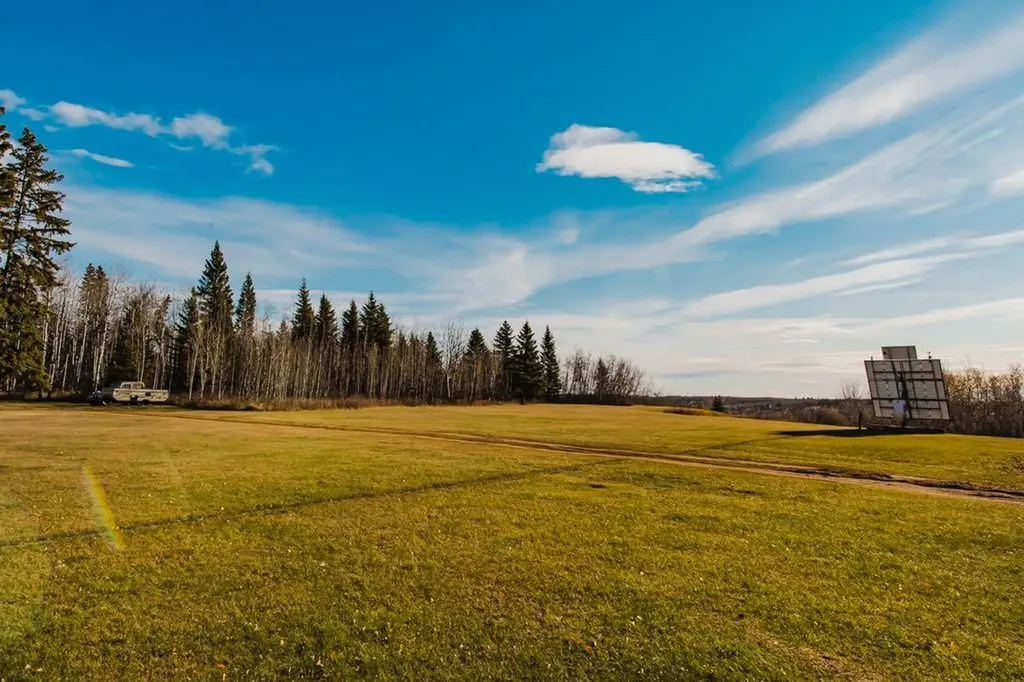 7923 Range Road 73 Rural Saddle Hills County AB T0H 3G0