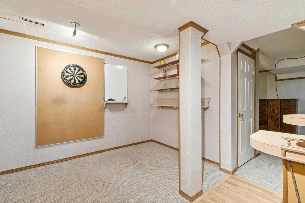 3 Riverwood Court SE Calgary AB T2C4E9