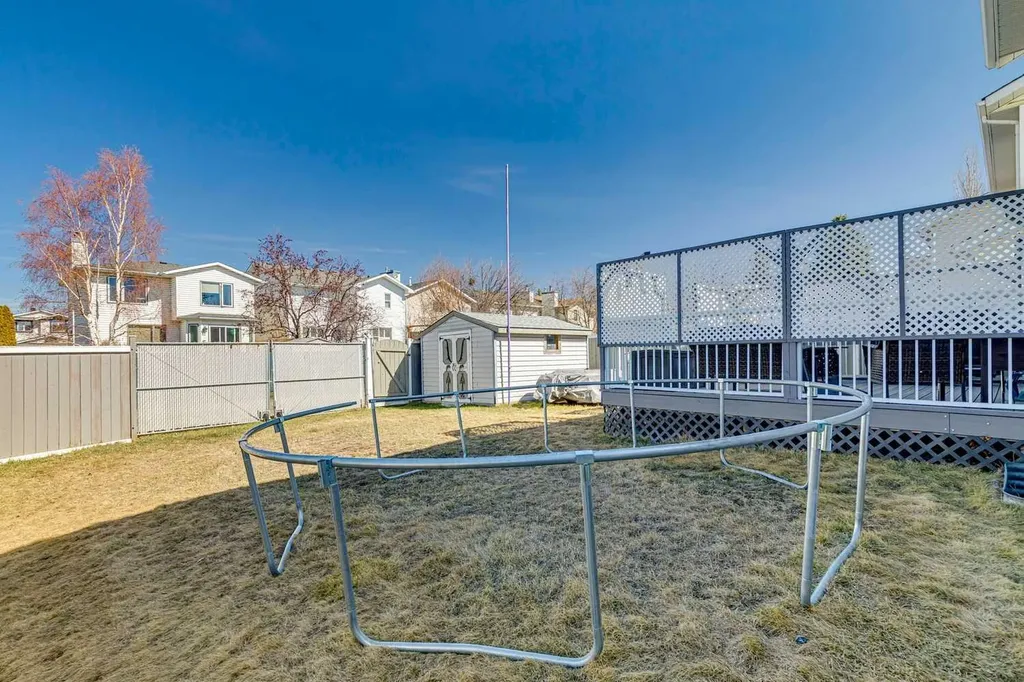 3 Riverwood Court SE Calgary AB T2C4E9