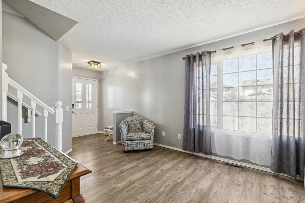 3 Riverwood Court SE Calgary AB T2C4E9