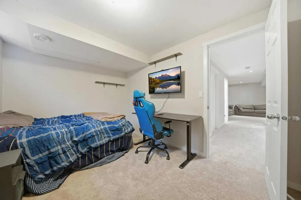 183 Savanna Parade NE Calgary AB T3J 0W1
