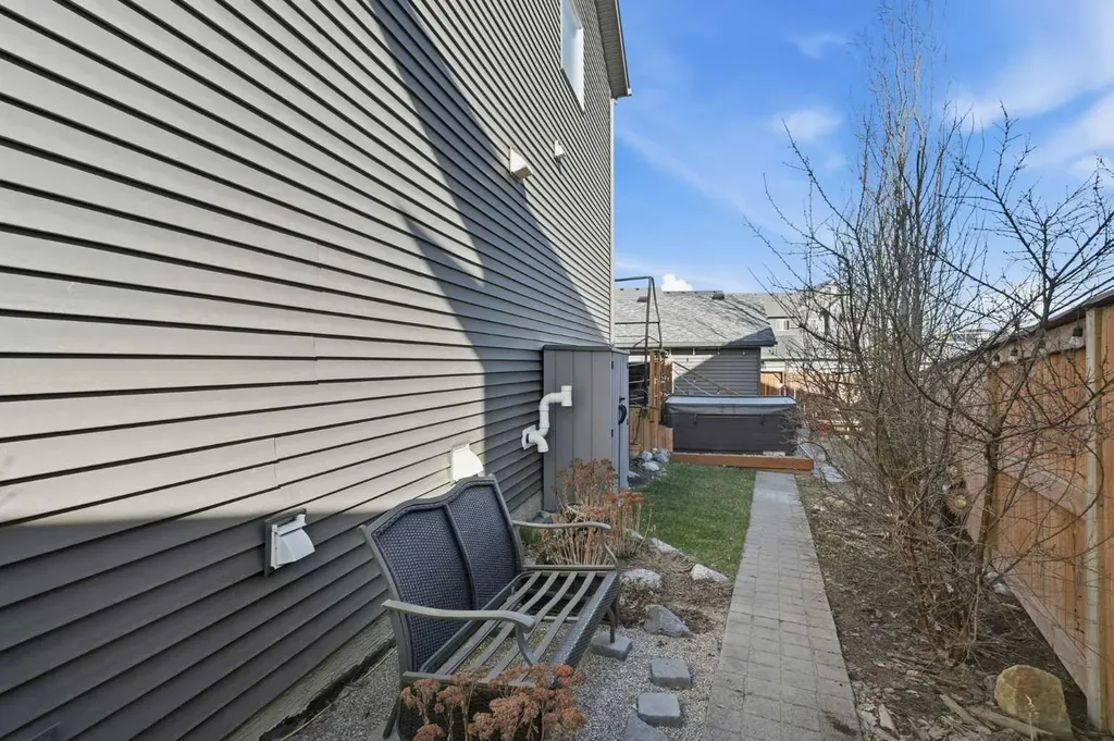183 Savanna Parade NE Calgary AB T3J 0W1