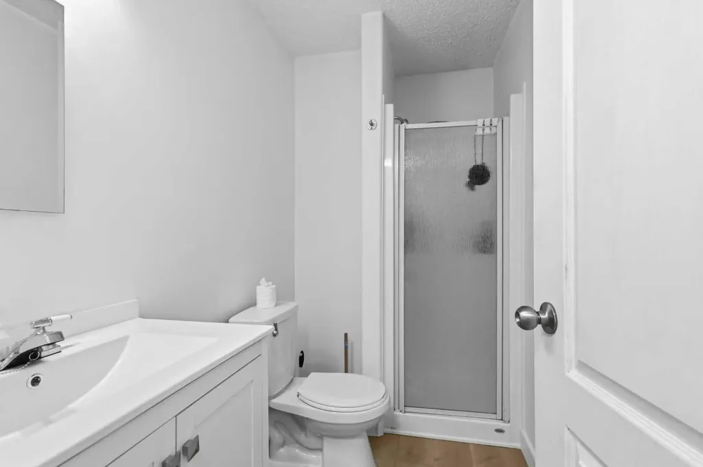 253 Grosbeak Way Fort Mcmurray AB T9K 0L8