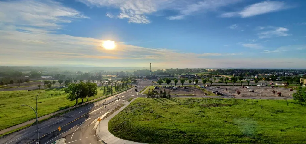 30 Shawnee Common SW Calgary AB T2Y 0R1