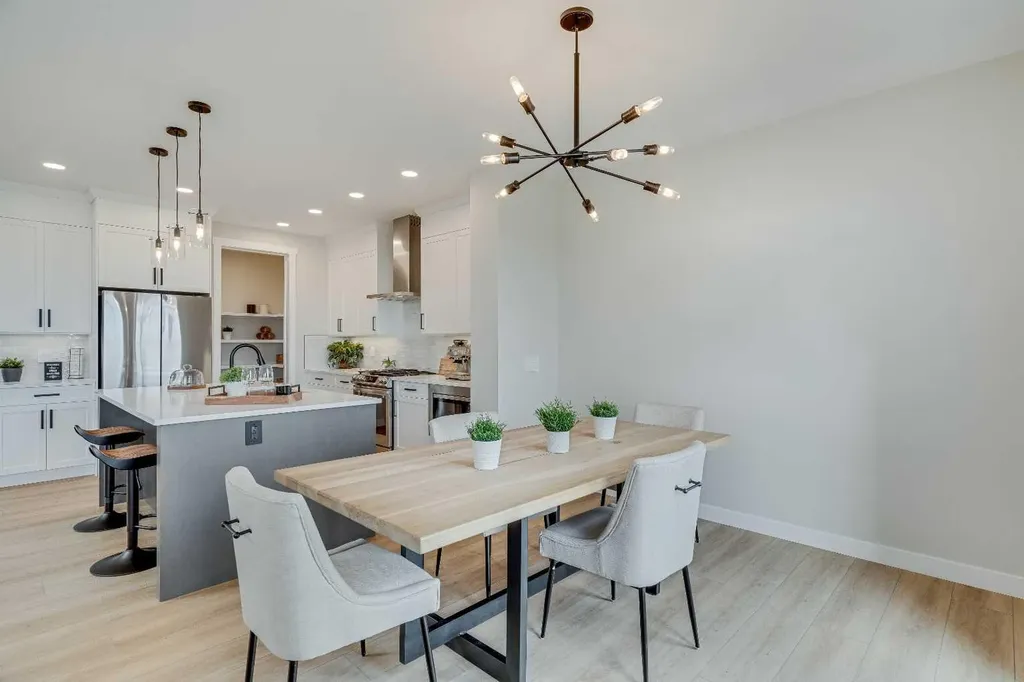 463 Kinniburgh Loop Chestermere AB T1X 3C2