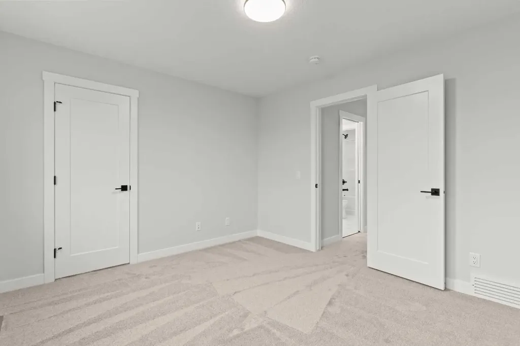 463 Kinniburgh Loop Chestermere AB T1X 3C2
