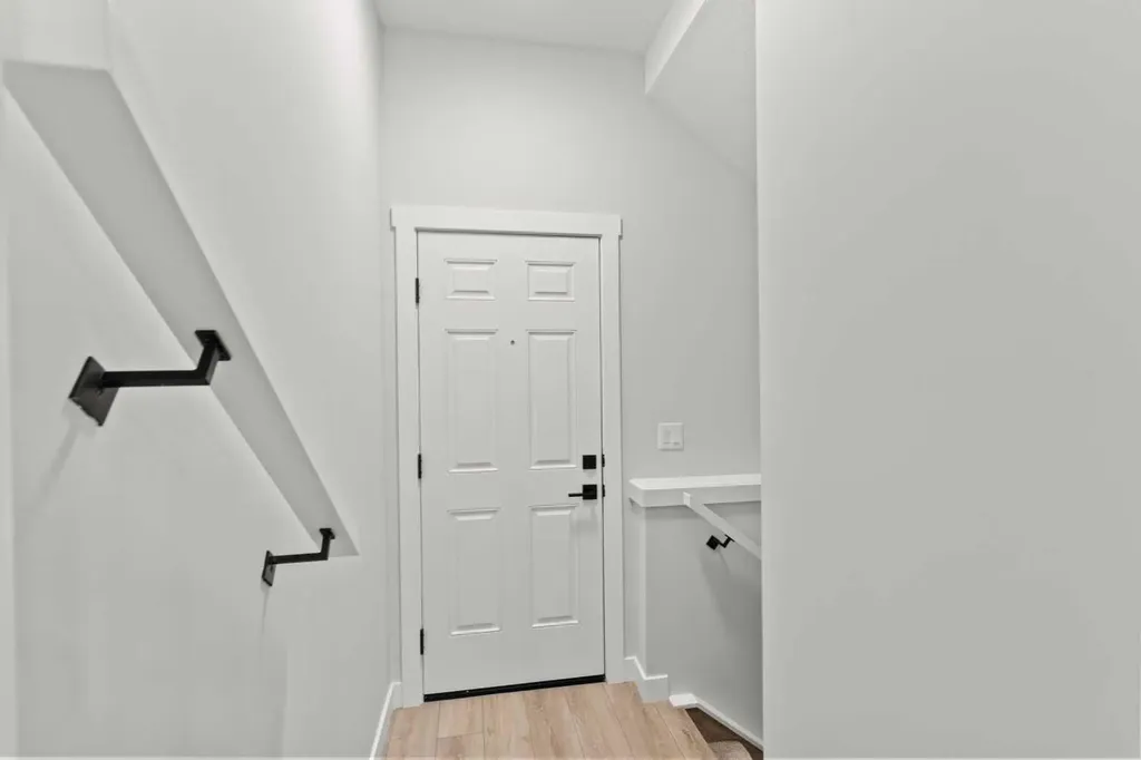 463 Kinniburgh Loop Chestermere AB T1X 3C2