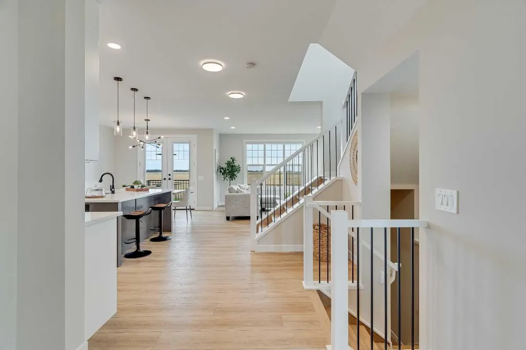463 Kinniburgh Loop Chestermere AB T1X 3C2