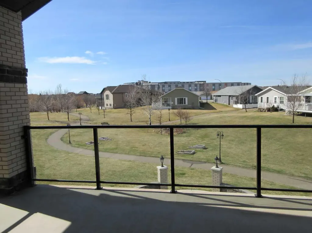 122 Chartwell Place SE Medicine Hat AB T1B 0E4