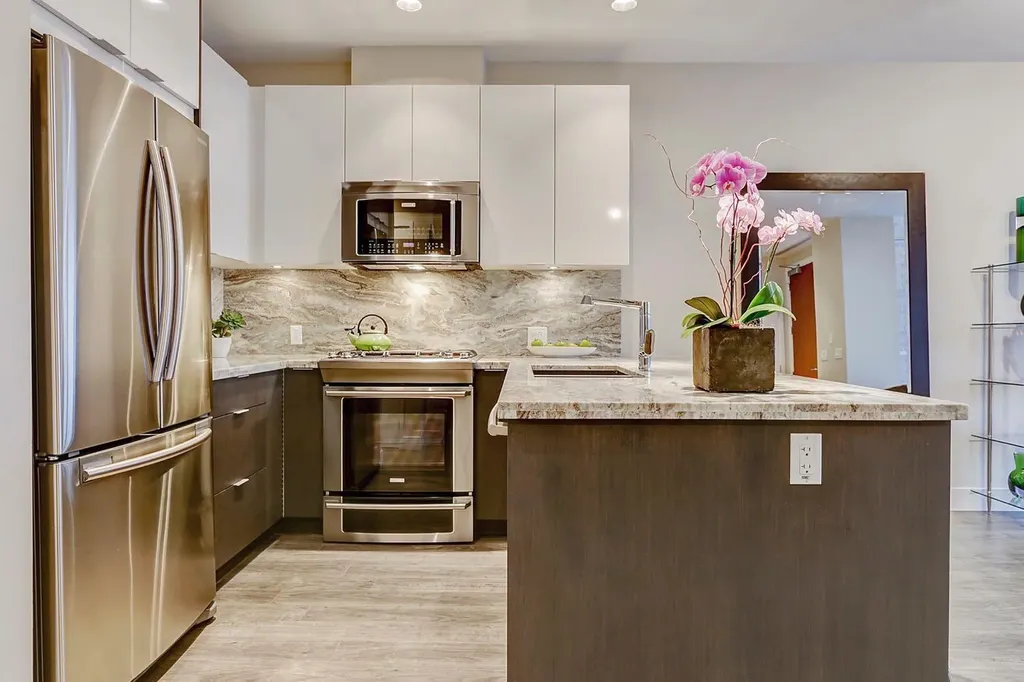119 Confluence Mews SE Calgary AB T2G 1J1