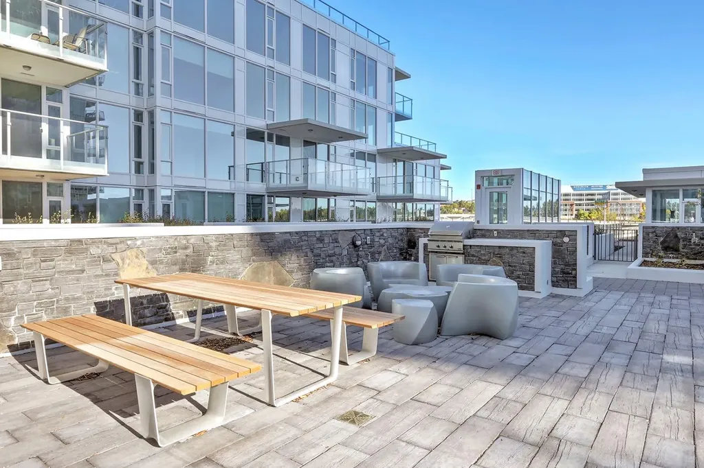 119 Confluence Mews SE Calgary AB T2G 1J1