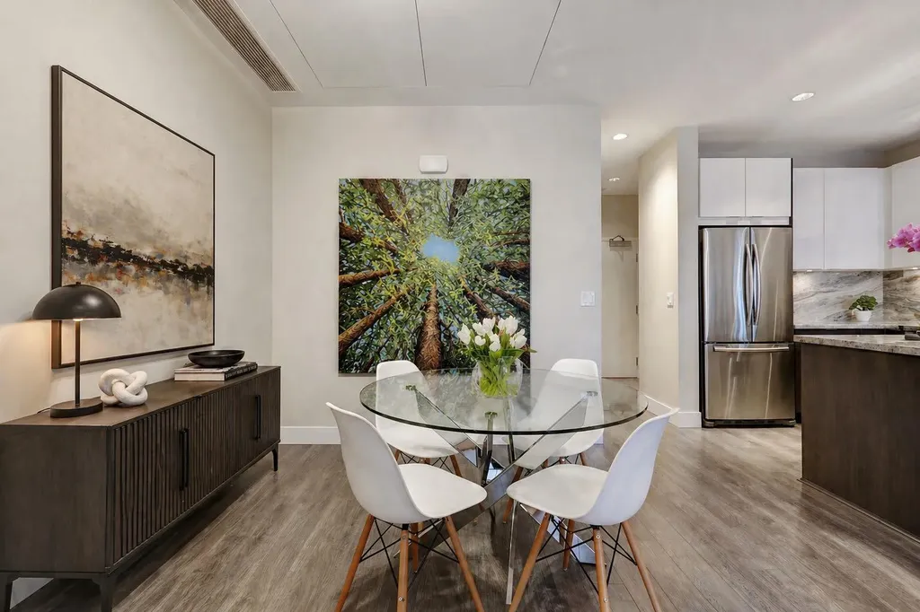 119 Confluence Mews SE Calgary AB T2G 1J1