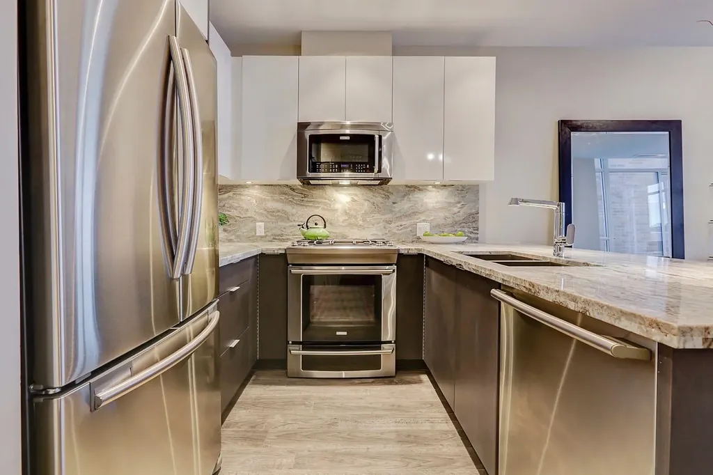 119 Confluence Mews SE Calgary AB T2G 1J1