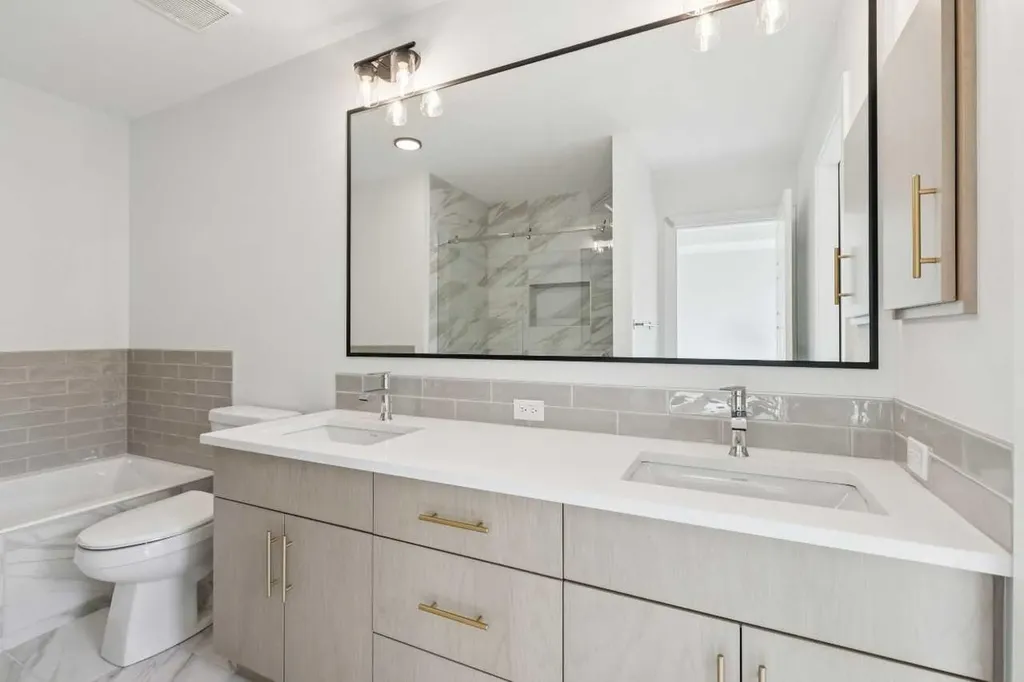 83 Creekstone Common SW Calgary AB T2X6H7