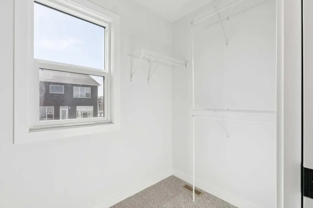 83 Creekstone Common SW Calgary AB T2X6H7