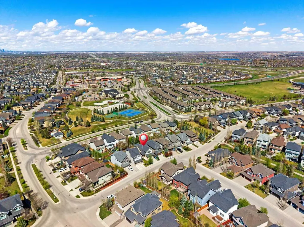 16 Cranarch Grove SE Calgary AB T3M 0V5