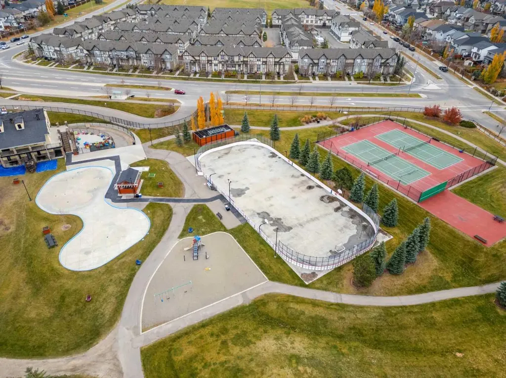 16 Cranarch Grove SE Calgary AB T3M 0V5
