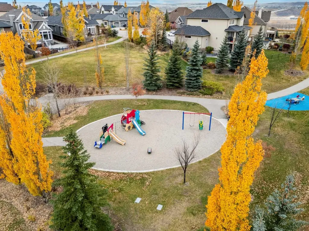 16 Cranarch Grove SE Calgary AB T3M 0V5