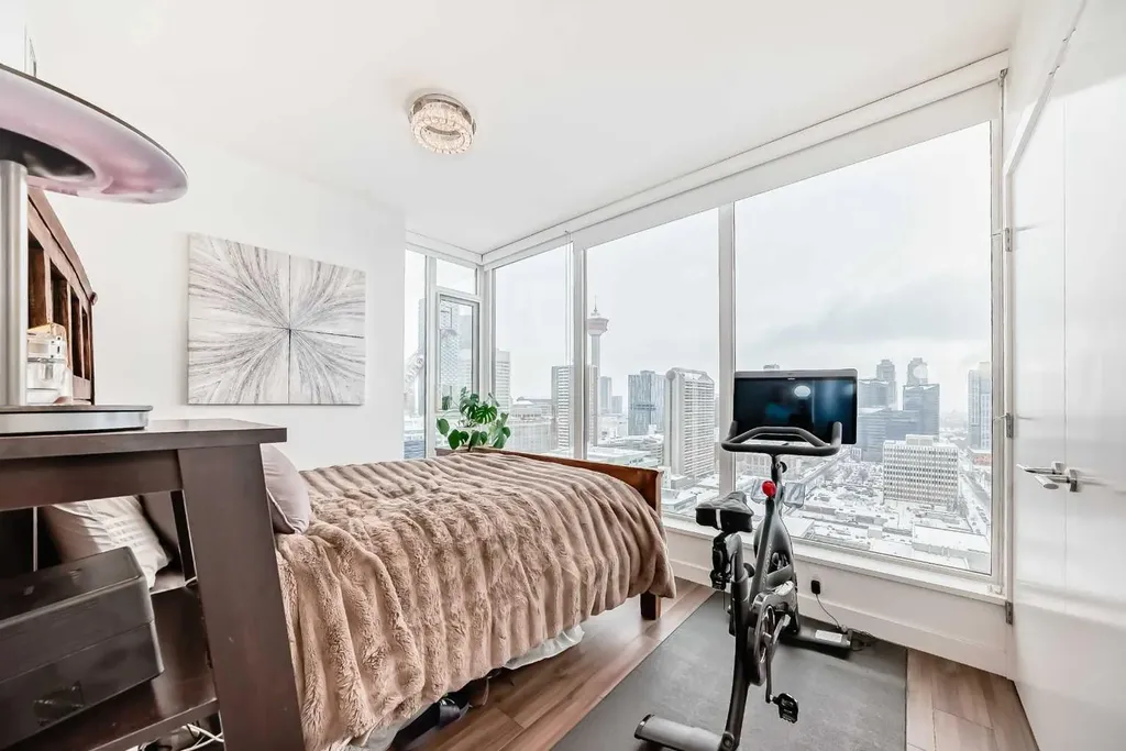 310 12 Avenue SW Calgary AB T2R 1B5