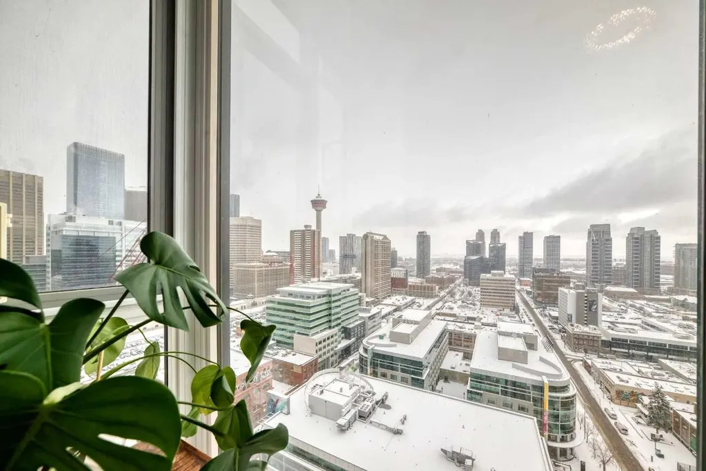 310 12 Avenue SW Calgary AB T2R 1B5