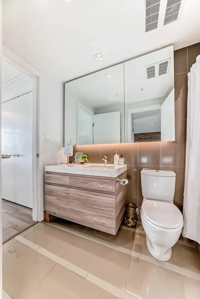 310 12 Avenue SW Calgary AB T2R 1B5