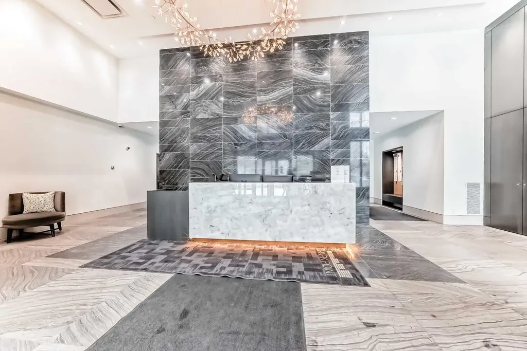 310 12 Avenue SW Calgary AB T2R 1B5