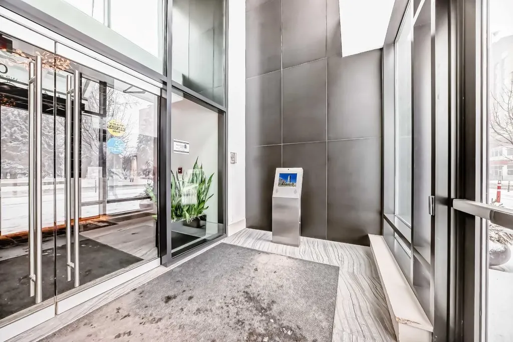 310 12 Avenue SW Calgary AB T2R 1B5