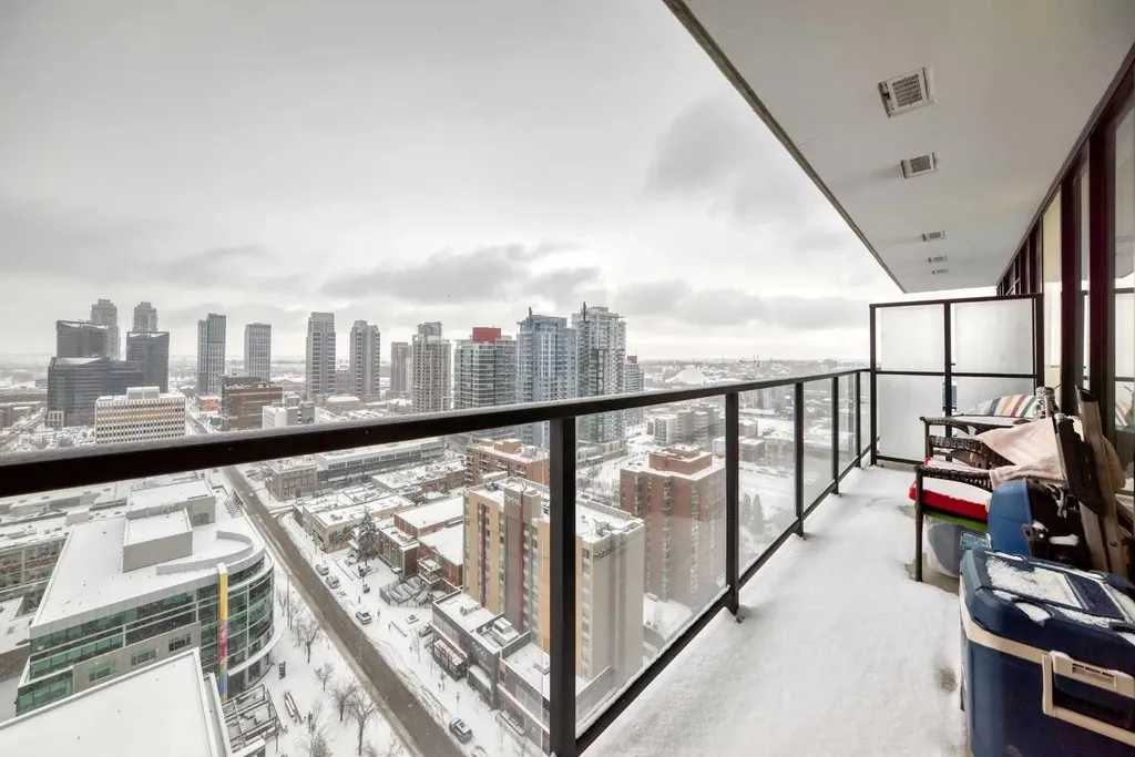 310 12 Avenue SW Calgary AB T2R 1B5
