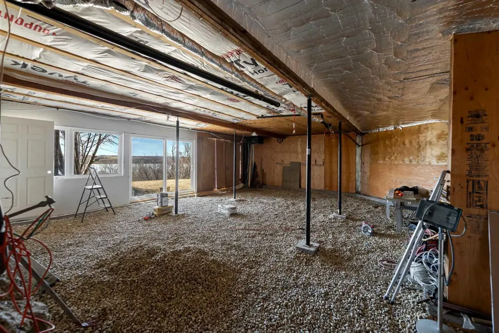 325 Minnewaukan Road Tillicum Beach AB T4V 2m9
