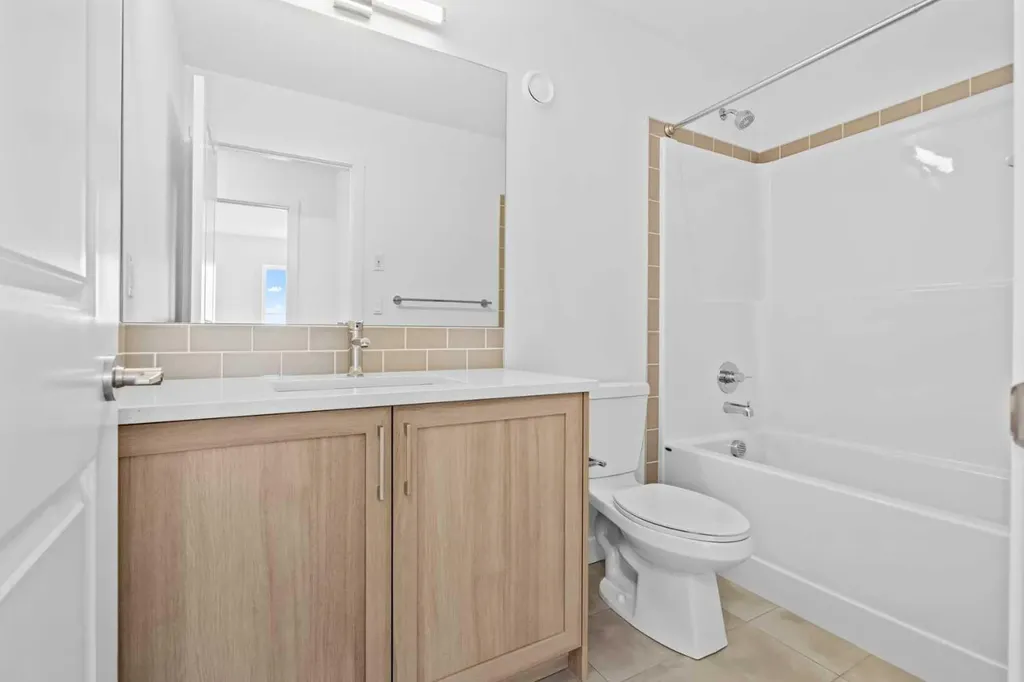 1135 Fowler Road SW Airdrie AB T4B 5M3