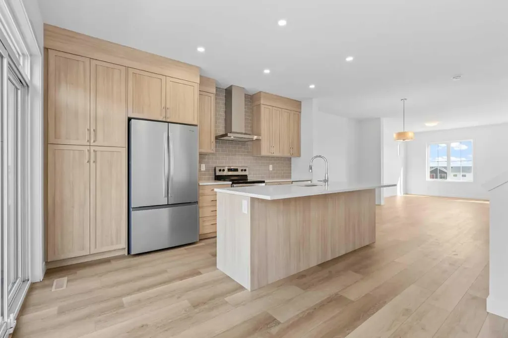 1135 Fowler Road SW Airdrie AB T4B 5M3