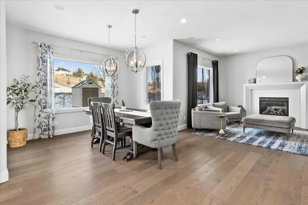 255 Gleneagles View Cochrane AB T4C 2H5