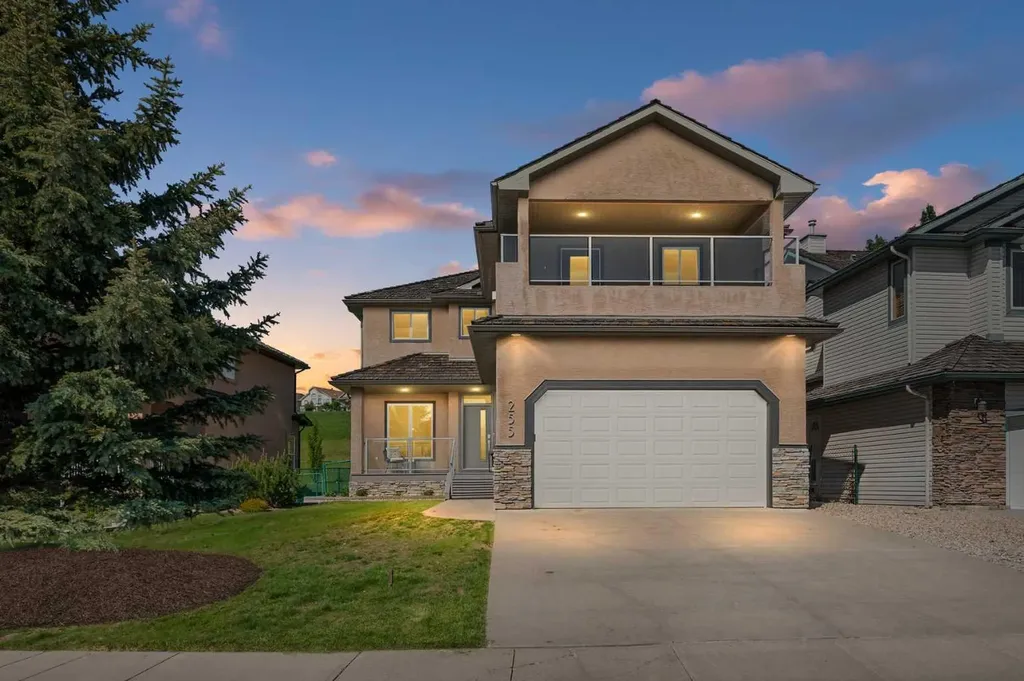255 Gleneagles View Cochrane AB T4C 2H5