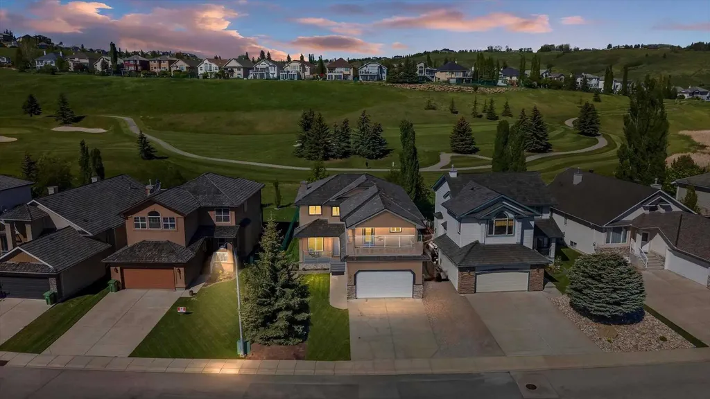 255 Gleneagles View Cochrane AB T4C 2H5
