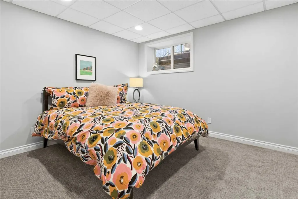 255 Gleneagles View Cochrane AB T4C 2H5