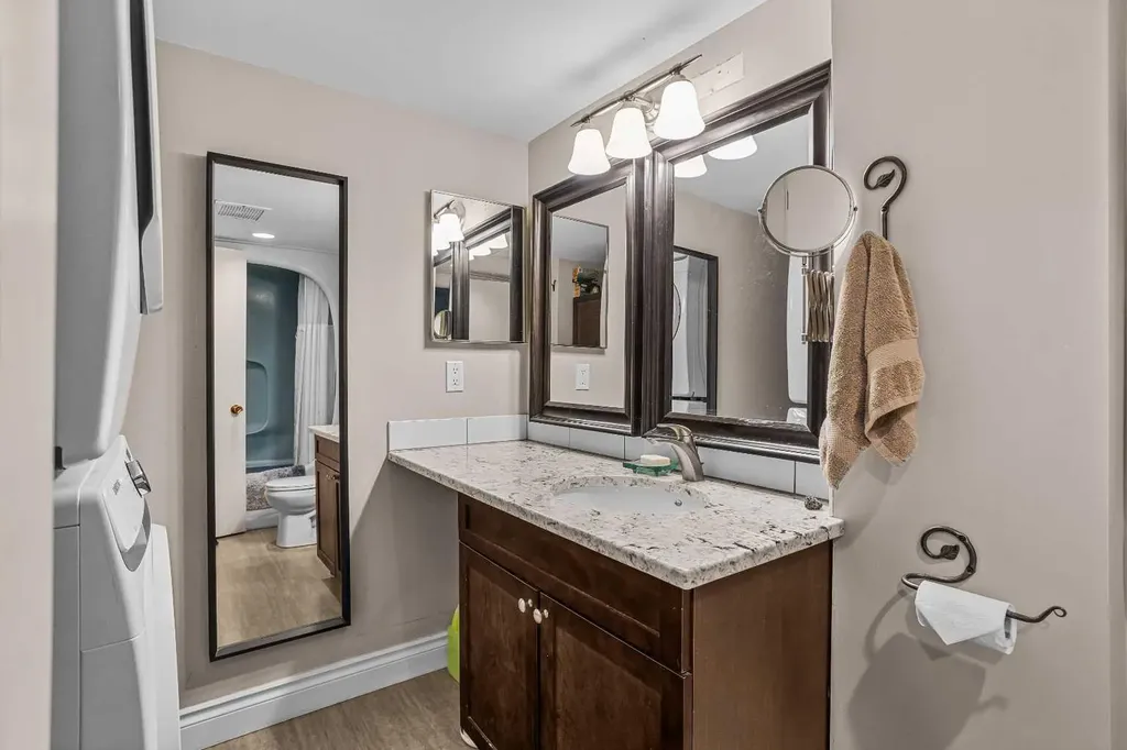413 Marten Street Banff AB T1L 1G6