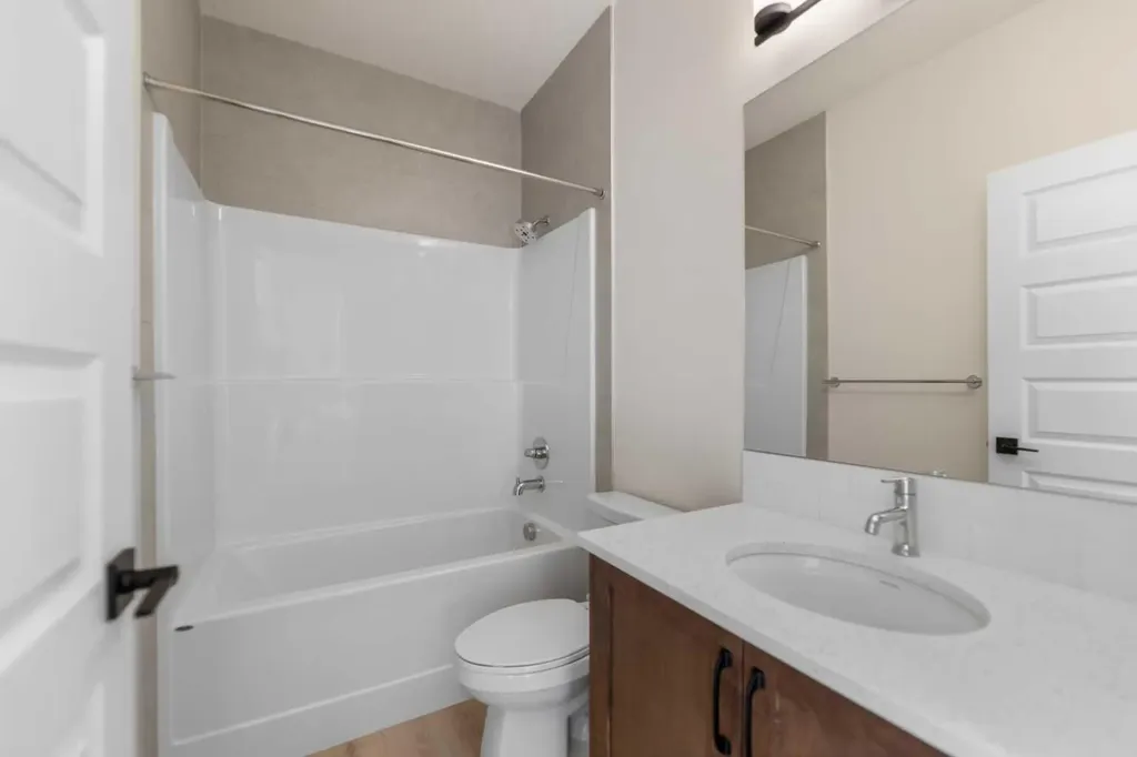 90 Homestead Circle NE Calgary AB T3J 5R6