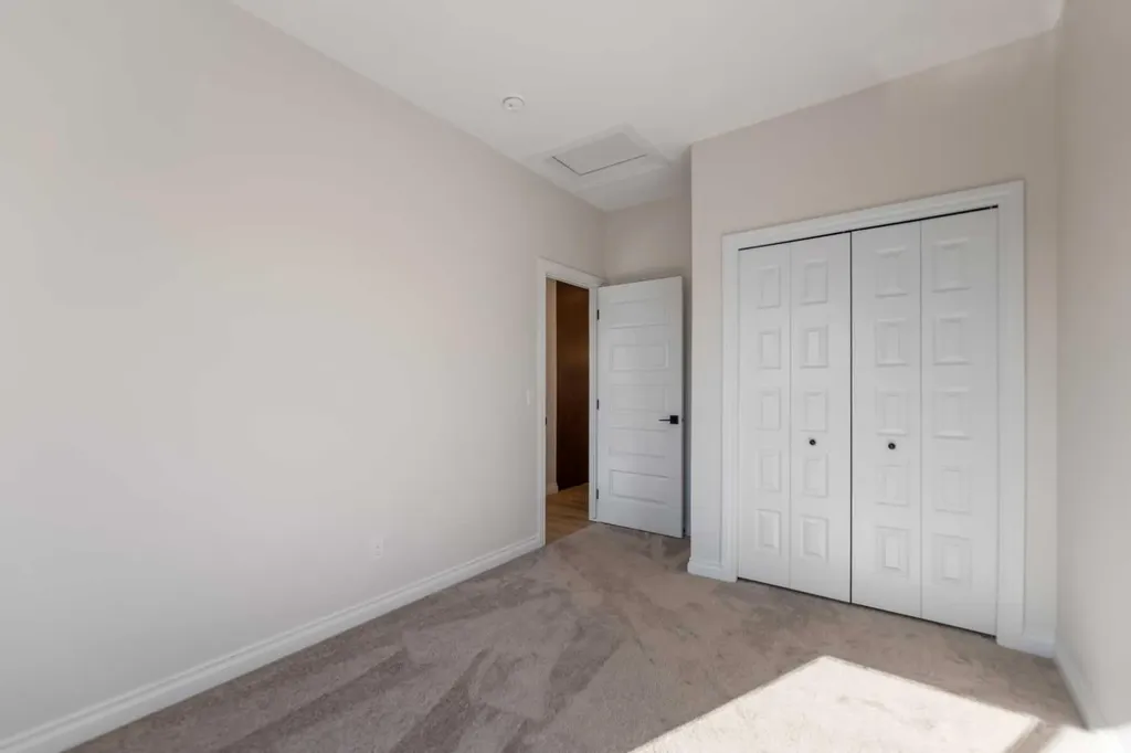 90 Homestead Circle NE Calgary AB T3J 5R6