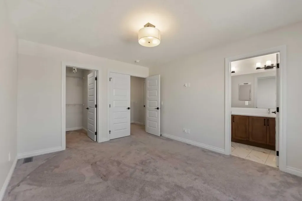 90 Homestead Circle NE Calgary AB T3J 5R6
