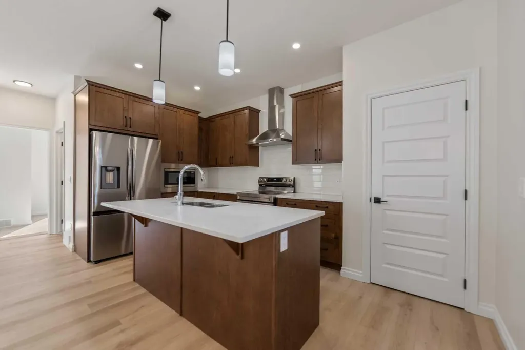 90 Homestead Circle NE Calgary AB T3J 5R6