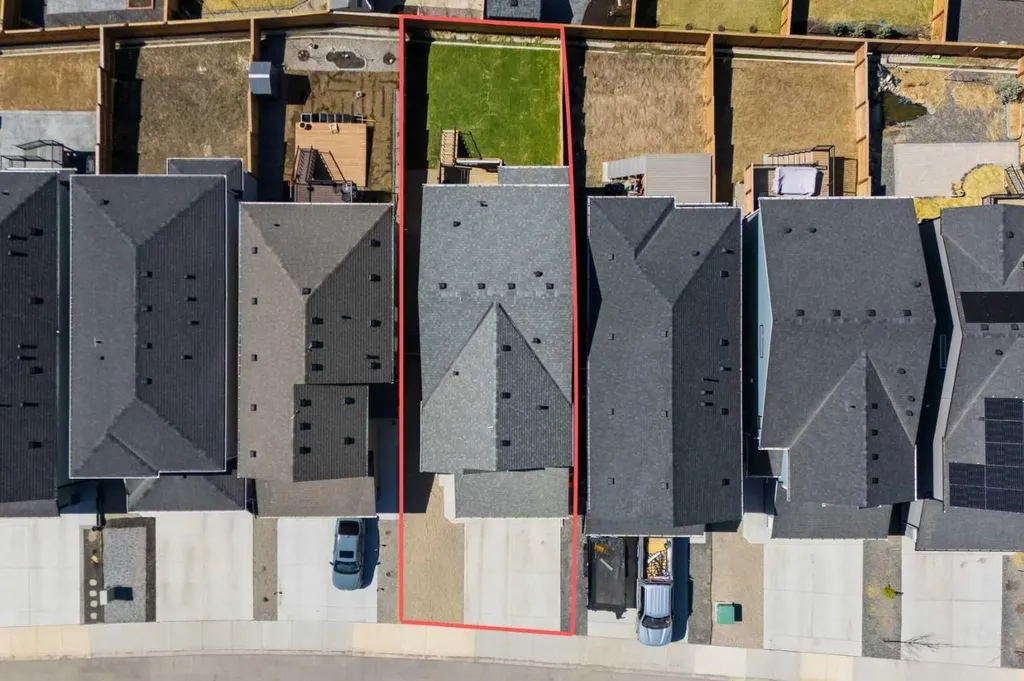 133 Arbour Lake Hill NW Calgary AB T3G 0G9