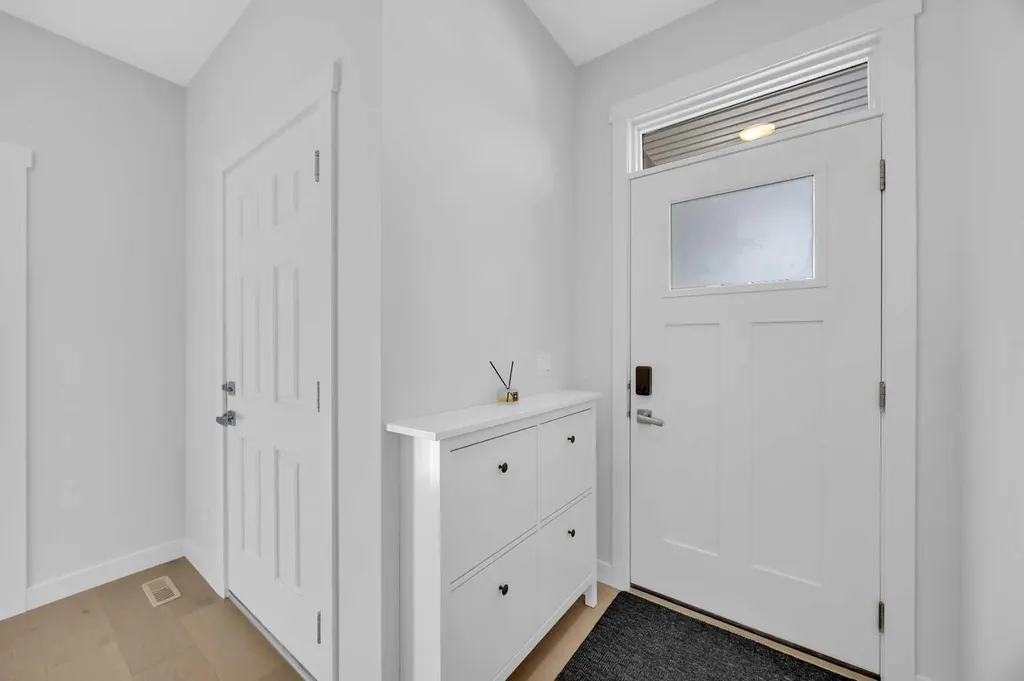133 Arbour Lake Hill NW Calgary AB T3G 0G9