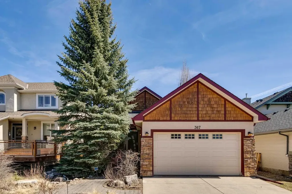 367 Discovery Place SW Calgary AB T3H 4N7